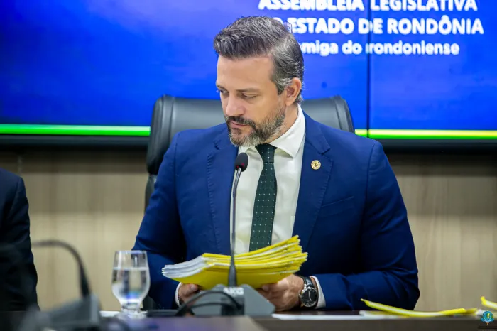 feaf047a4346b3cb906ac083848aa513-1 Indicação solicita construção de muro para garantir segurança no Conselho da Criança em Buritis