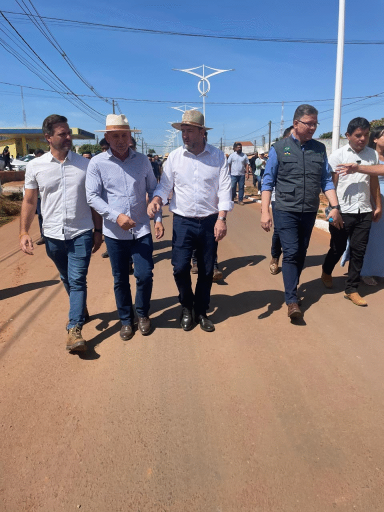 image-4-768x1024 Delegado Lucas acompanha inauguração da ‘Rodovia do Boi’ e destaca impacto positivo no escoamento agrícola em RO